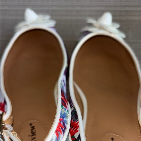 Comfortview Floral Slingback Flats - Red, Purple, White - Picture 16 of 17